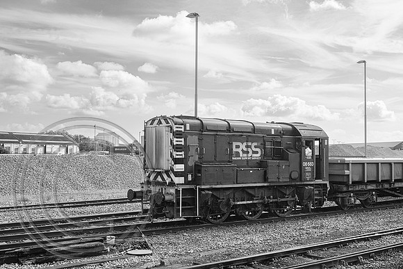 08683 Eastleigh 25092023 B&W Acros+R - DSCF1622