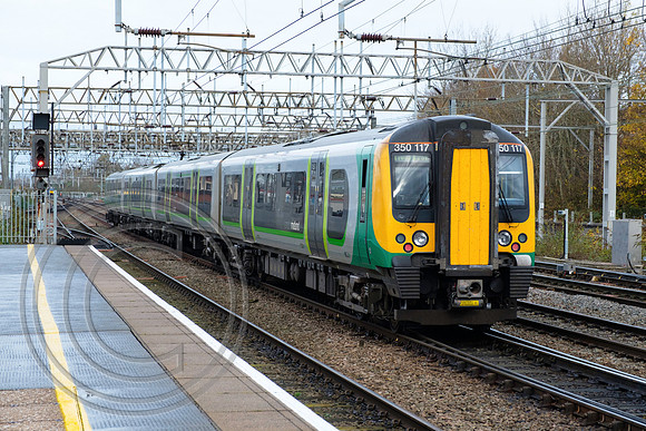 350117 1F39 Crewe 14112017 - DSCF0743