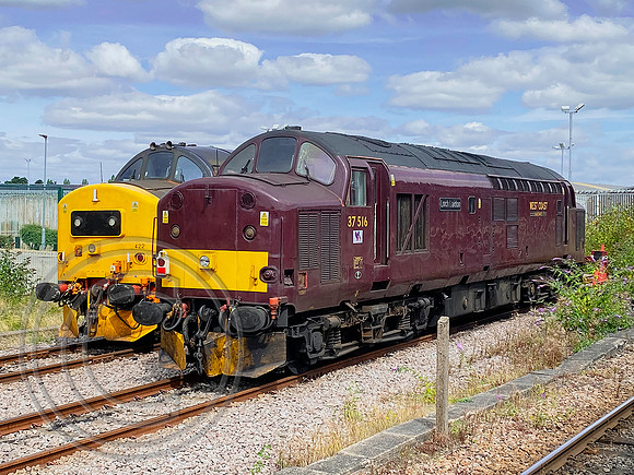 37516+37422 York Parcels Sidings 06082022 - IMG_7229