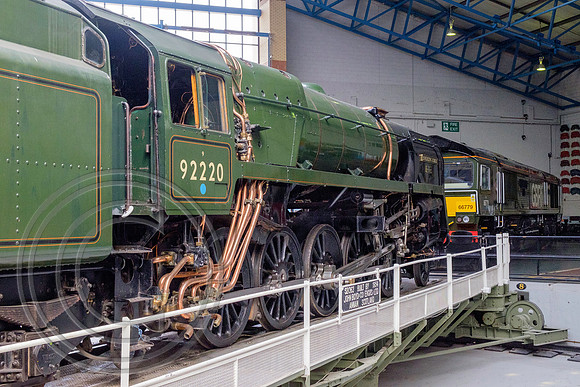 124 - 92220 meets 66779 NRM York 10052016