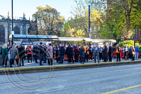 Passengers at Cathedral for first public Tram Train 25102018 - DSCF7085