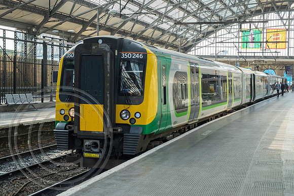 350246 1L75 Liverpool Lime Street 10092015
