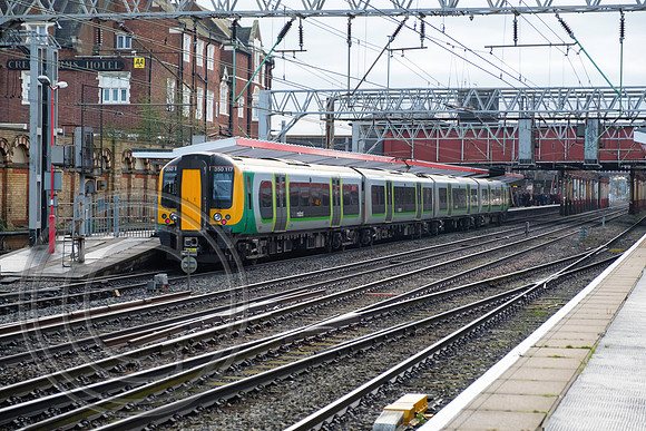 350117 1L69 Crewe 14112017 - DSCF0718