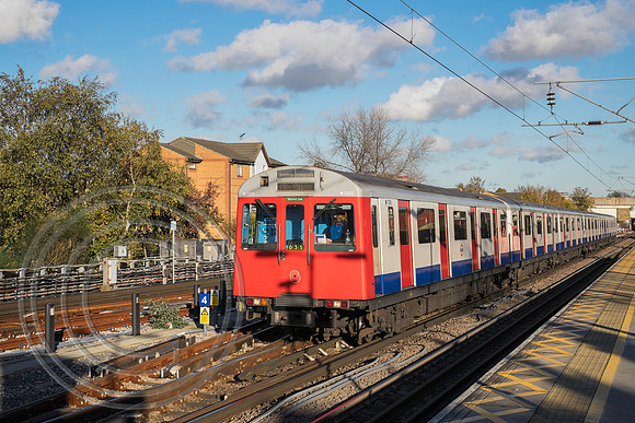 7018 035 West Ham 12112014