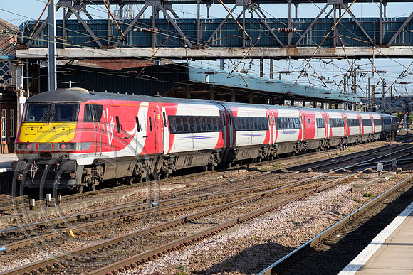 82219 1N80 Doncaster 03052018 - DSCF3491