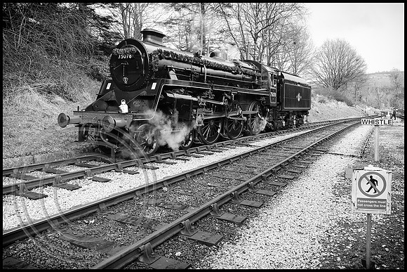 75078 Oxenhope 26122025 B&W Sfx - DSCF1596
