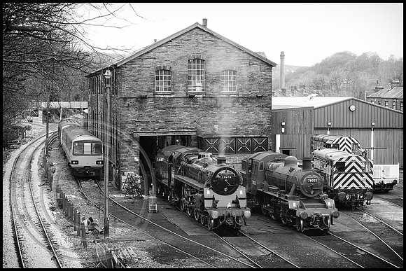 Haworth Shed 26122025 B&W Sfx - DSCF1562