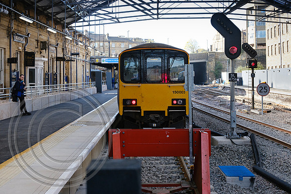 150003 2B11 Huddersfield 29092025 - DSCF1208
