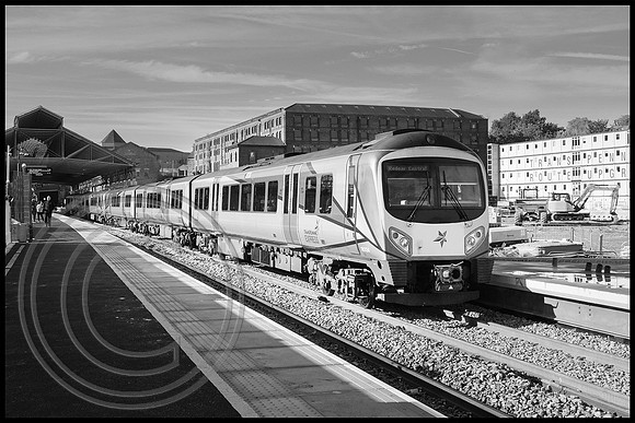 185124+185140 1P67 Huddersfield 29092025 B&W Sfx - DSCF1192