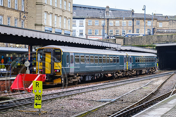 153373+153380 2B17 Huddersfield 30012020 - DSCF6680