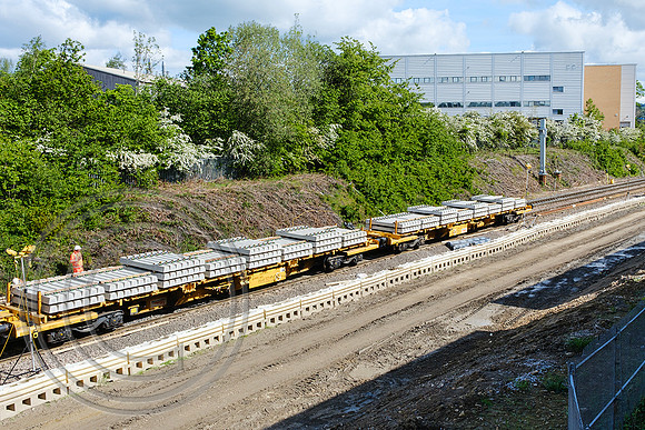 New concrete sleepers Bradley Jn 06052026 - DSCF2068