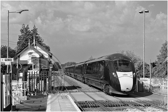 802003 1P16 Ascott-under-Wychwood 27052026 B&W Sfx - DSCF2392