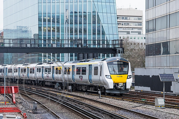 700110 3T20 Blackfriars 09022016