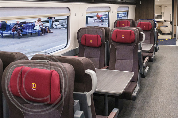 802202 first class interior - DSCF1647