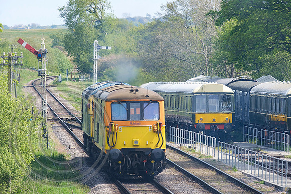 33111+73136 Corfe Castle 06052022 - DSCF8610