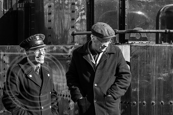 Crew enjoy a chat Ramsbottom 11032019 B&W - DSCF1728