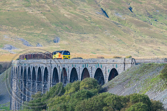 70805 6J37 Ribblehead 30092015