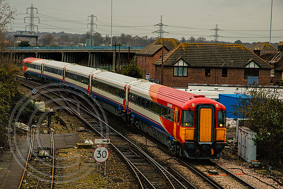 Class 442 Redbridge 04122006