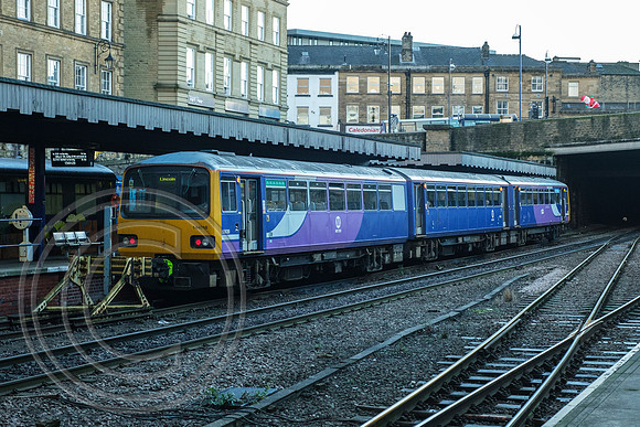 144016 2P26 Huddersfield 09122018 - DSCF0275