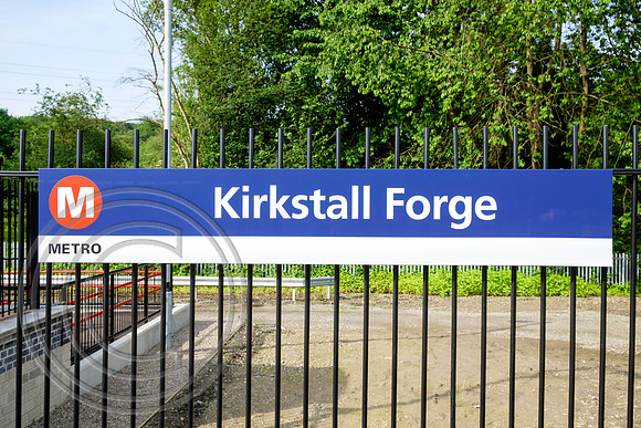 platform nameboard Kirkstall Forge 19062016