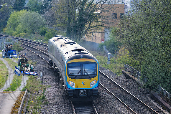 185123 2J72 Colne Bridge 22042023 - DSCF0647