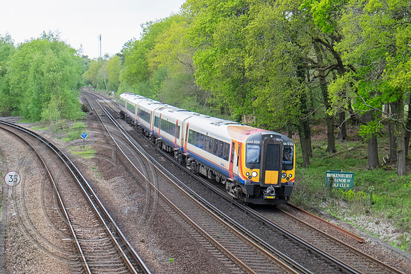 444026 1W56 Lymington Jn 06052015