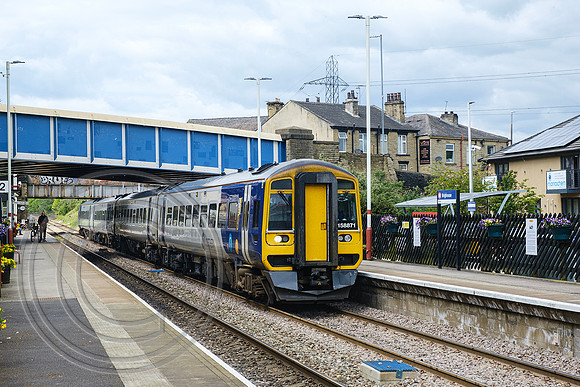 158871+158872 2I11 Brighouse 17052023 - DSCF0817