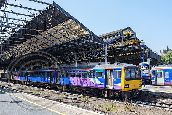 144023 2W12 Huddersfield 28062019 - DSCF3634