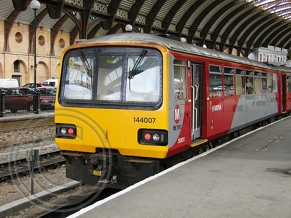 144007 York 10092004