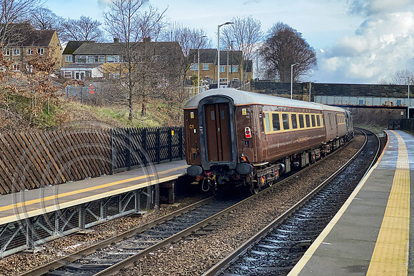 D6851 5Z43 Deighton 15032021 - 15