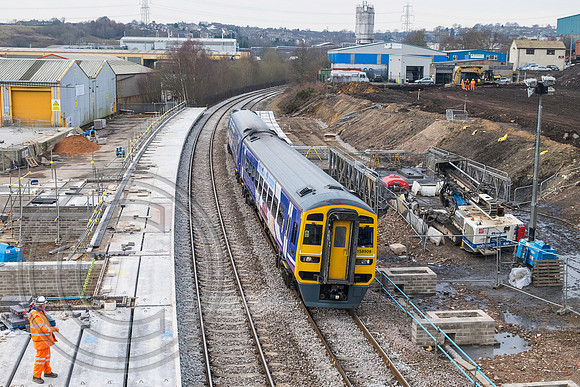 158909 2E05 Low Moor 26022016