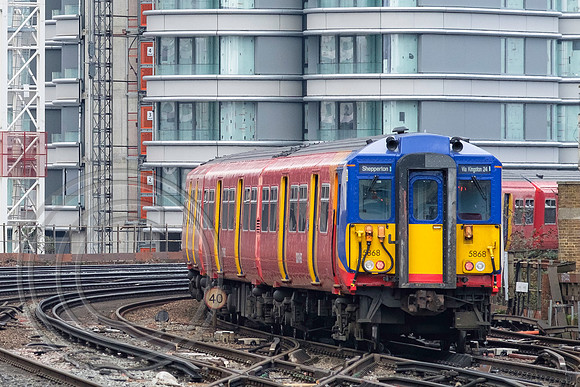 5540 - 5868 2H22 Vauxhall 16022017