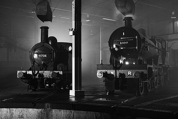 Little and large Barrow Hill B&W - DSCF6660