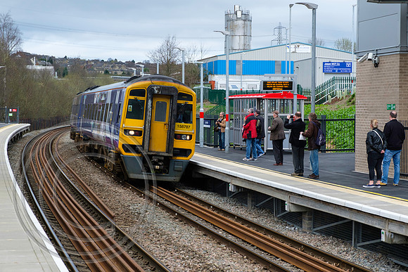 158787 2T12 Low Moor 02042017 - DSCF6885