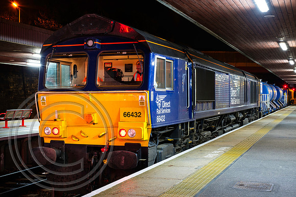 66432 3S22 Bradford Interchange 09102017 - DSCF0491