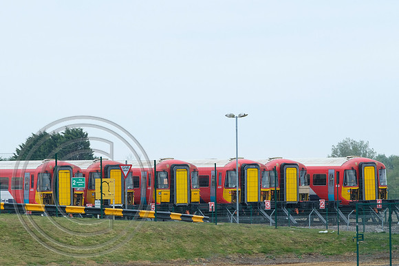 Stored 442s at Potter Logistics Ely 03052017 - DSCF7372