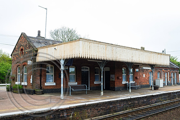 Station Buildings at Acle 03052017 - DSCF7403