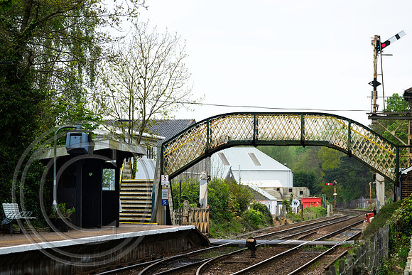 Brundall station footbridge 04052017 - DSCF7436