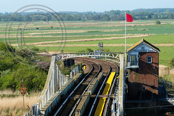 Reedham Swing Bridge 05052017 - DSCF7556