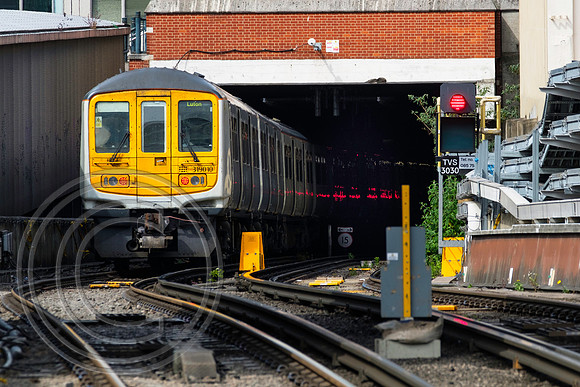 319010 2V60 London Blackfriars 22052017 - DSCF7967