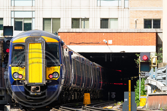 377522 2W40 London Blackfriars 22052017 - DSCF7964
