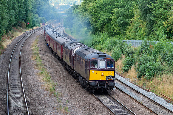 33207+37669 1Z25 Mirfield East Jn 02082018 - DSCF5555