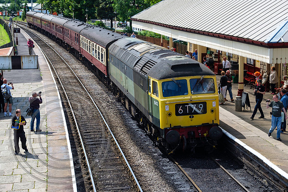 1842 1J59 Ramsbottom 08072017 - DSCF8955