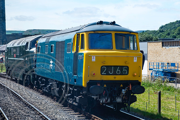 D7076+D832 Rawtenstall 08072017 - DSCF8992