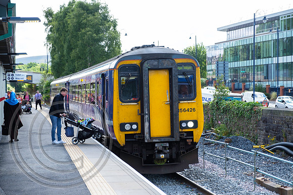 156426 2F81 Ashton-under-Lyne 31072017 - DSCF9550