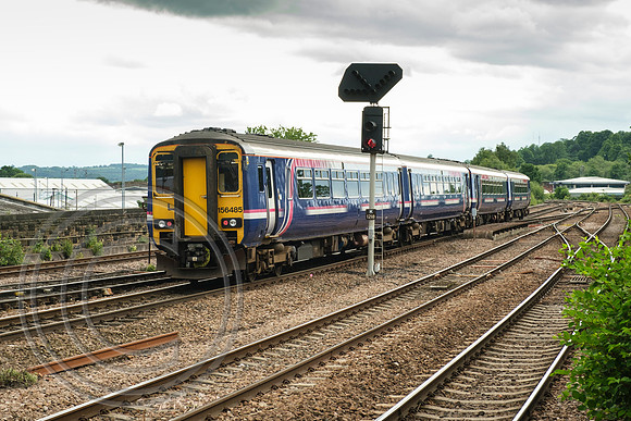 156485+156465 5N42 Wakefield Kirkgate 02062019 - DSCF3215