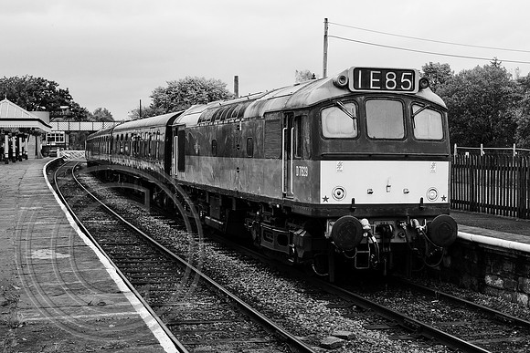 D7629 2E40 Ramsbottom 23092017 - DSCF0354 - B&W
