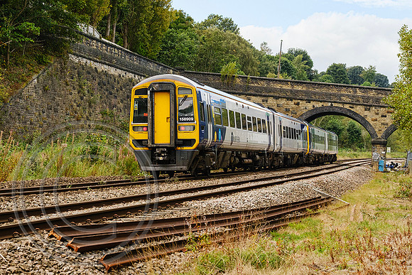 158909+158791 2I18 Brighouse 14092023 - DSCF7331