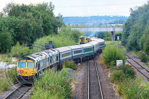 70015+70001+66124 + 66616+66615 1Z68 Horbury 26082023 - DSCF7217