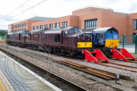 WCRC 37669. 37685 and 66425 stabled at York .